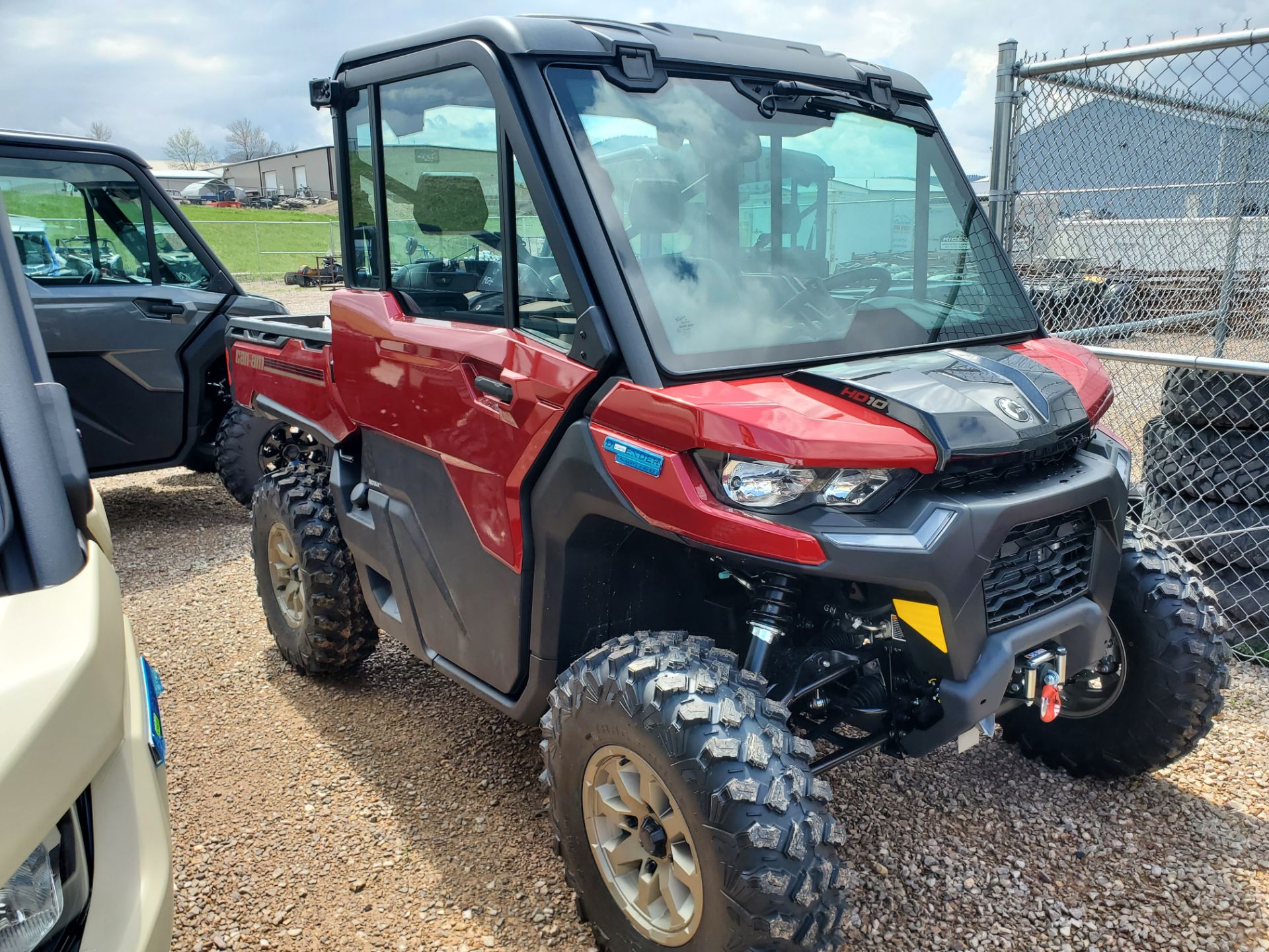 Can-Am Defender Limited Image