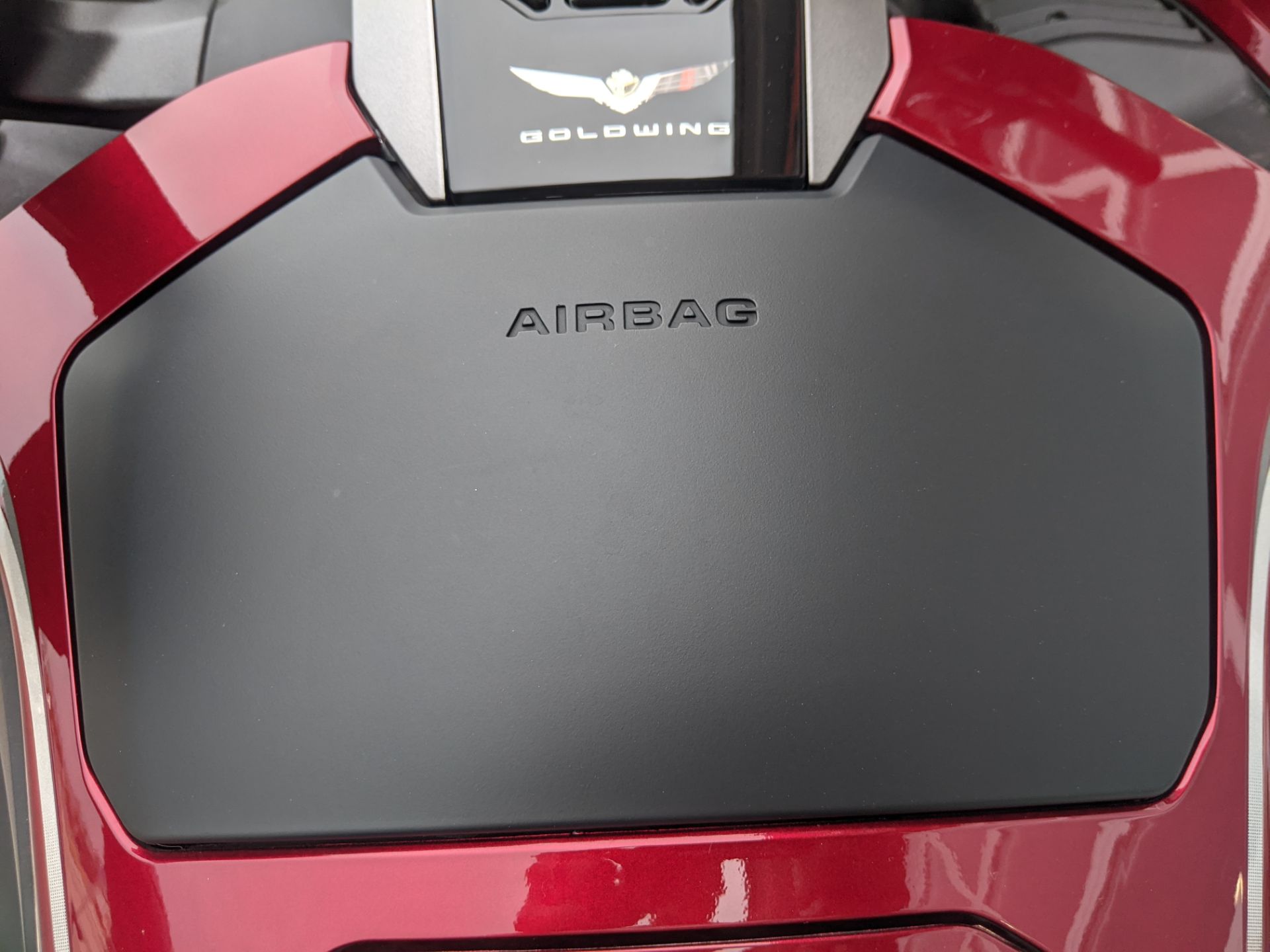 2018 Honda Gold Wing Tour Airbag Automatic DCT in Rapid City, South Dakota - Photo 13