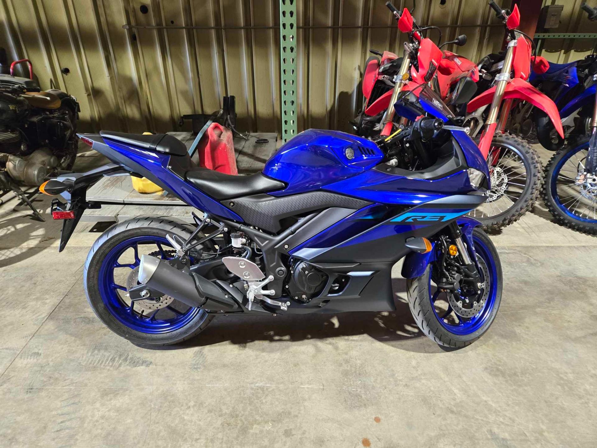 Yamaha YZF-R3 Image