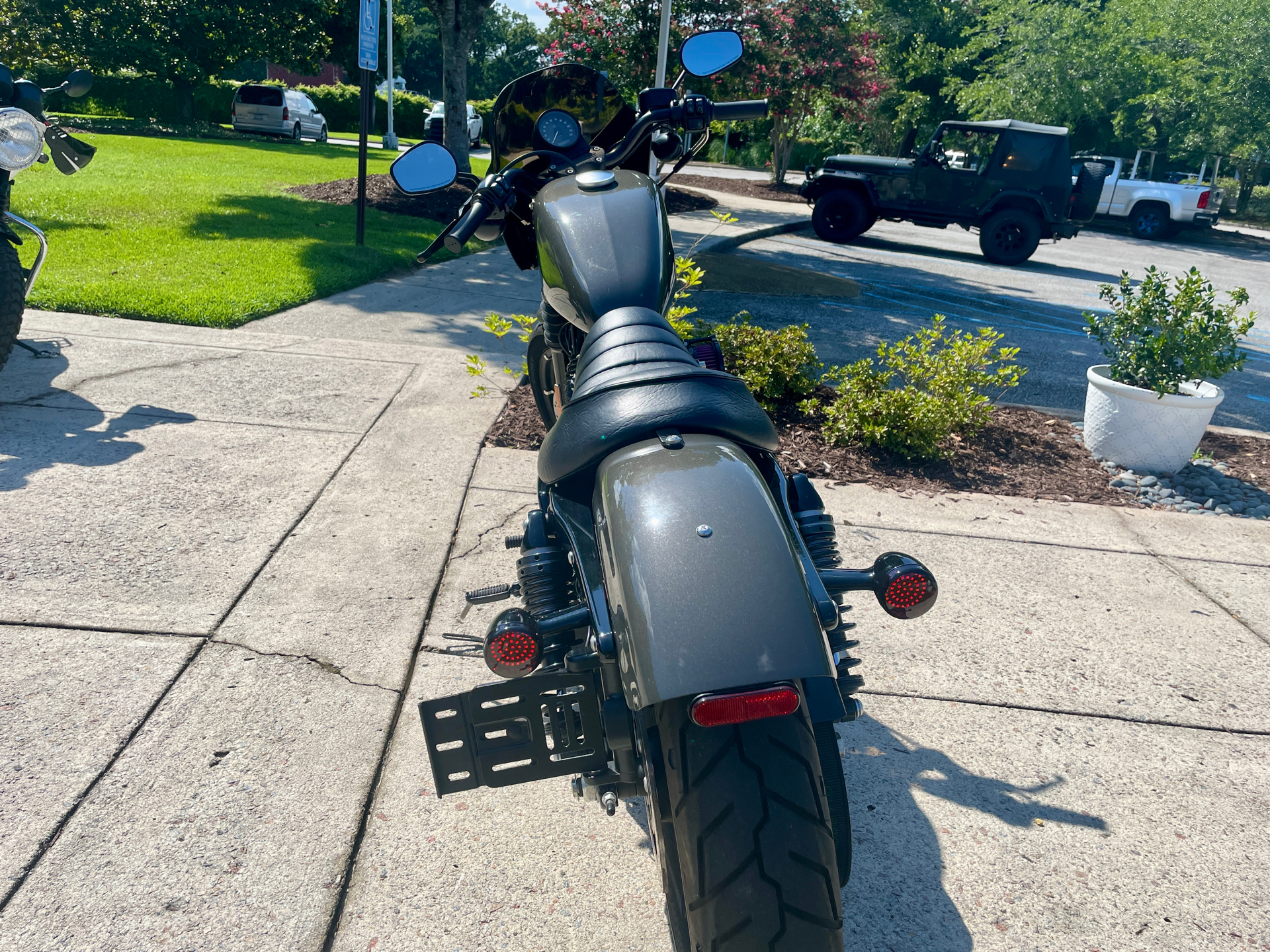 2019 Harley-Davidson Iron 883™ in North Charleston, South Carolina - Photo 7
