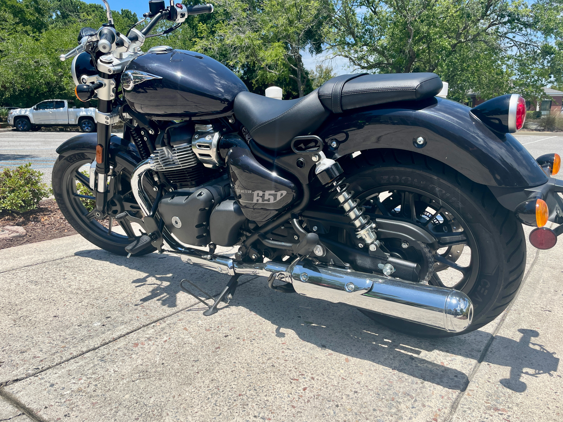 2024 Royal Enfield Super Meteor 650 in North Charleston, South Carolina - Photo 6