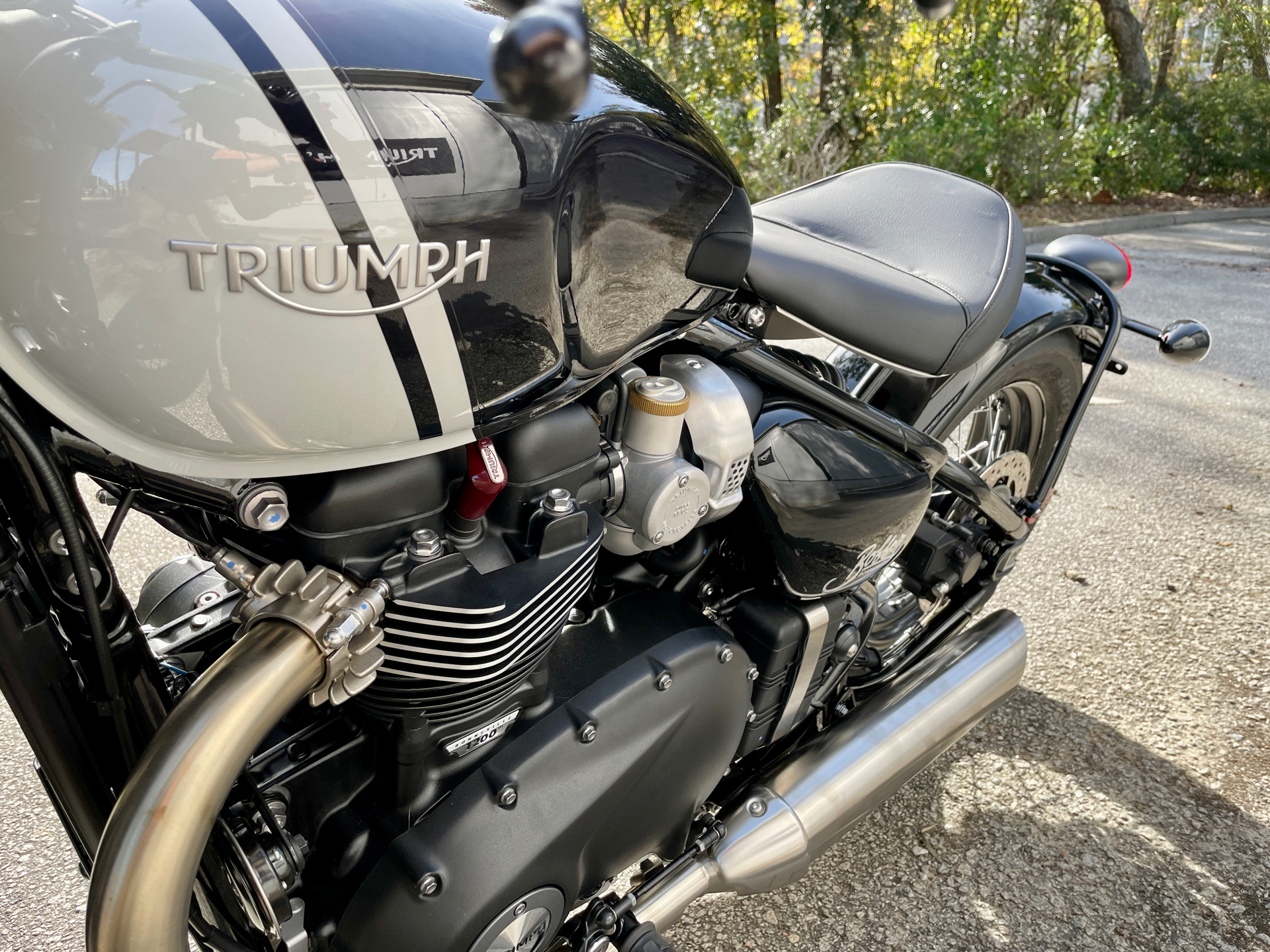 2024 Triumph Bonneville Bobber in North Charleston, South Carolina - Photo 11