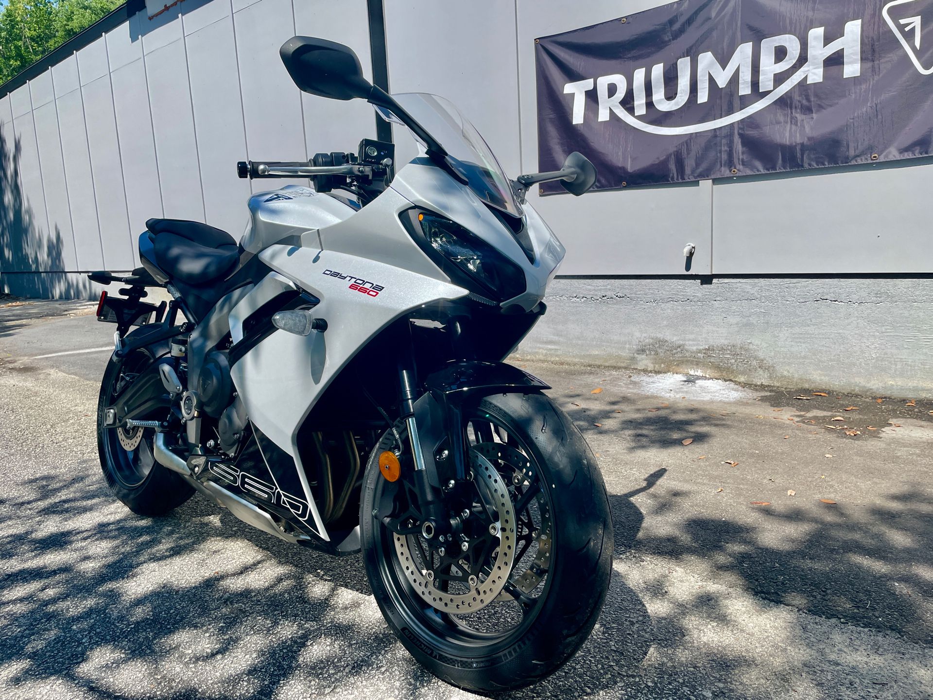 2025 Triumph Daytona 660 in North Charleston, South Carolina - Photo 13