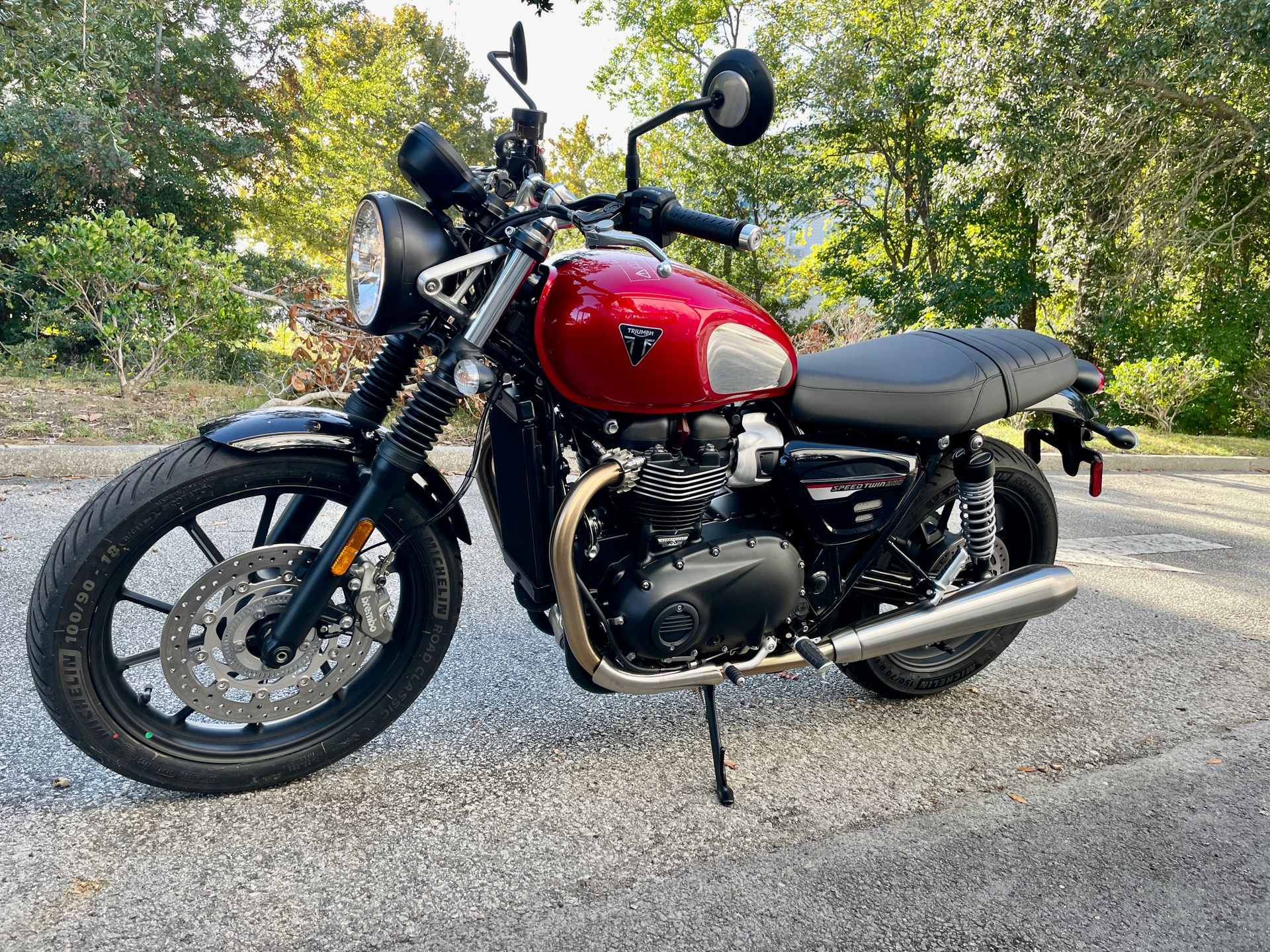 2023 Triumph Speed Twin 900 Chrome Edition in North Charleston, South Carolina - Photo 4