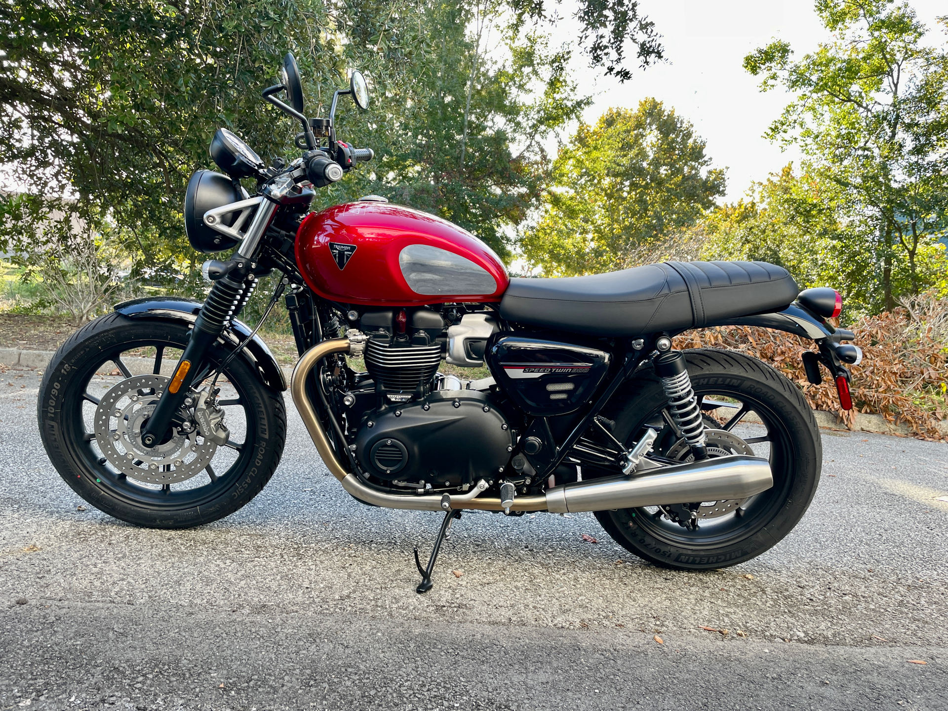 2023 Triumph Speed Twin 900 Chrome Edition in North Charleston, South Carolina - Photo 5