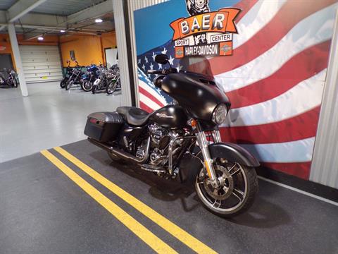 2017 Harley-Davidson Street Glide® Special in Honesdale, Pennsylvania - Photo 5