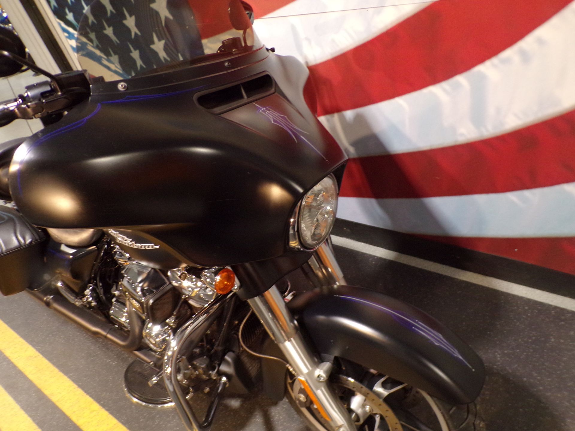 2017 Harley-Davidson Street Glide® Special in Honesdale, Pennsylvania - Photo 12