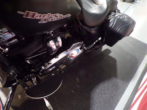 2017 Harley-Davidson Street Glide® Special in Honesdale, Pennsylvania - Photo 21
