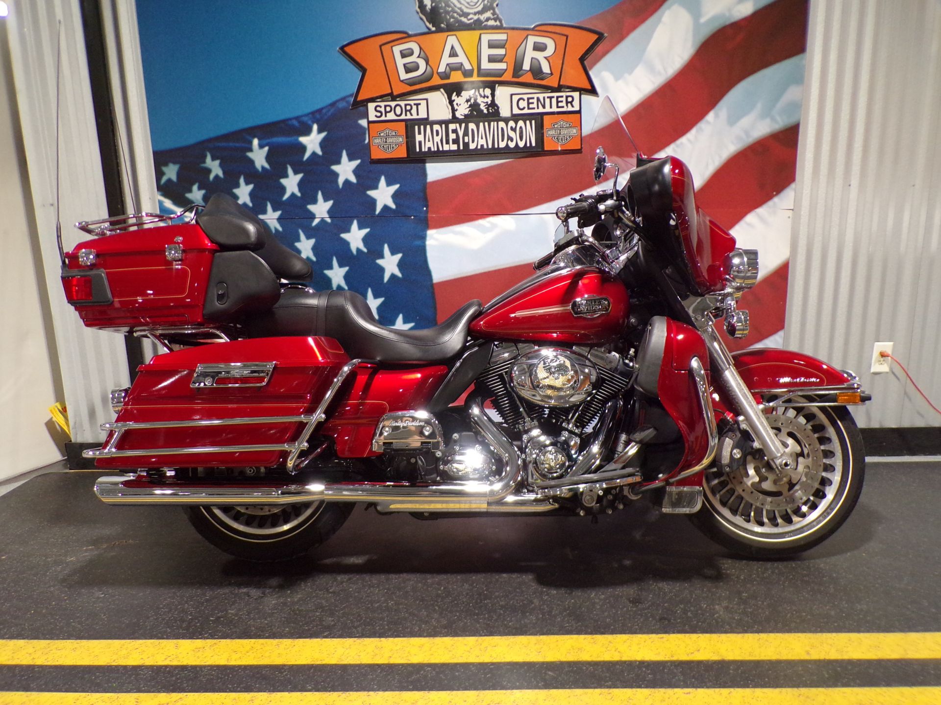 2013 Harley-Davidson Ultra Classic® Electra Glide® in Honesdale, Pennsylvania - Photo 2