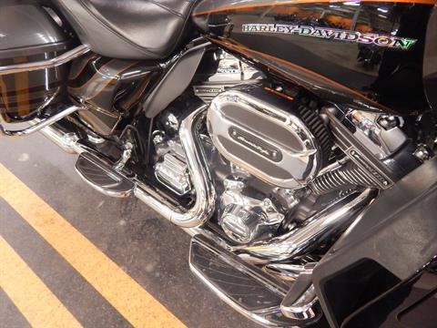 2016 Harley-Davidson CVO™ Road Glide™ Ultra in Honesdale, Pennsylvania - Photo 3