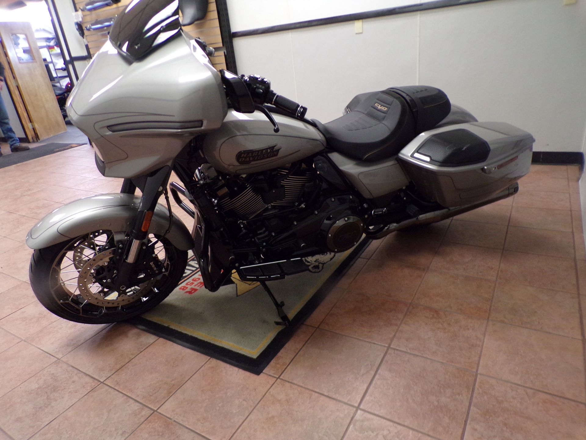 2023 Harley-Davidson CVO™ Street Glide® in Honesdale, Pennsylvania - Photo 23