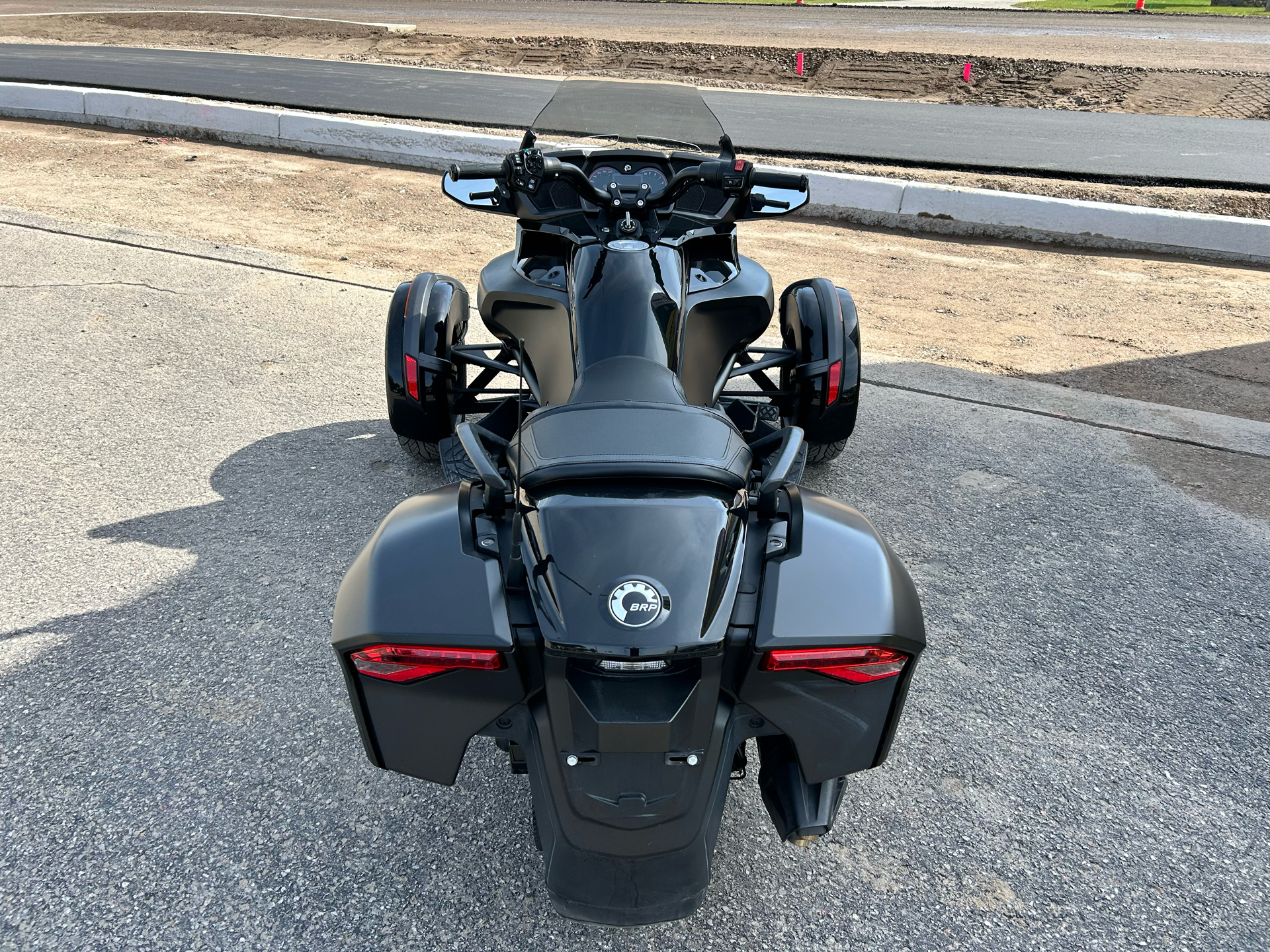 2016 Can-Am Spyder F3-T SE6 w/ Audio System in Gaylord, Michigan - Photo 4