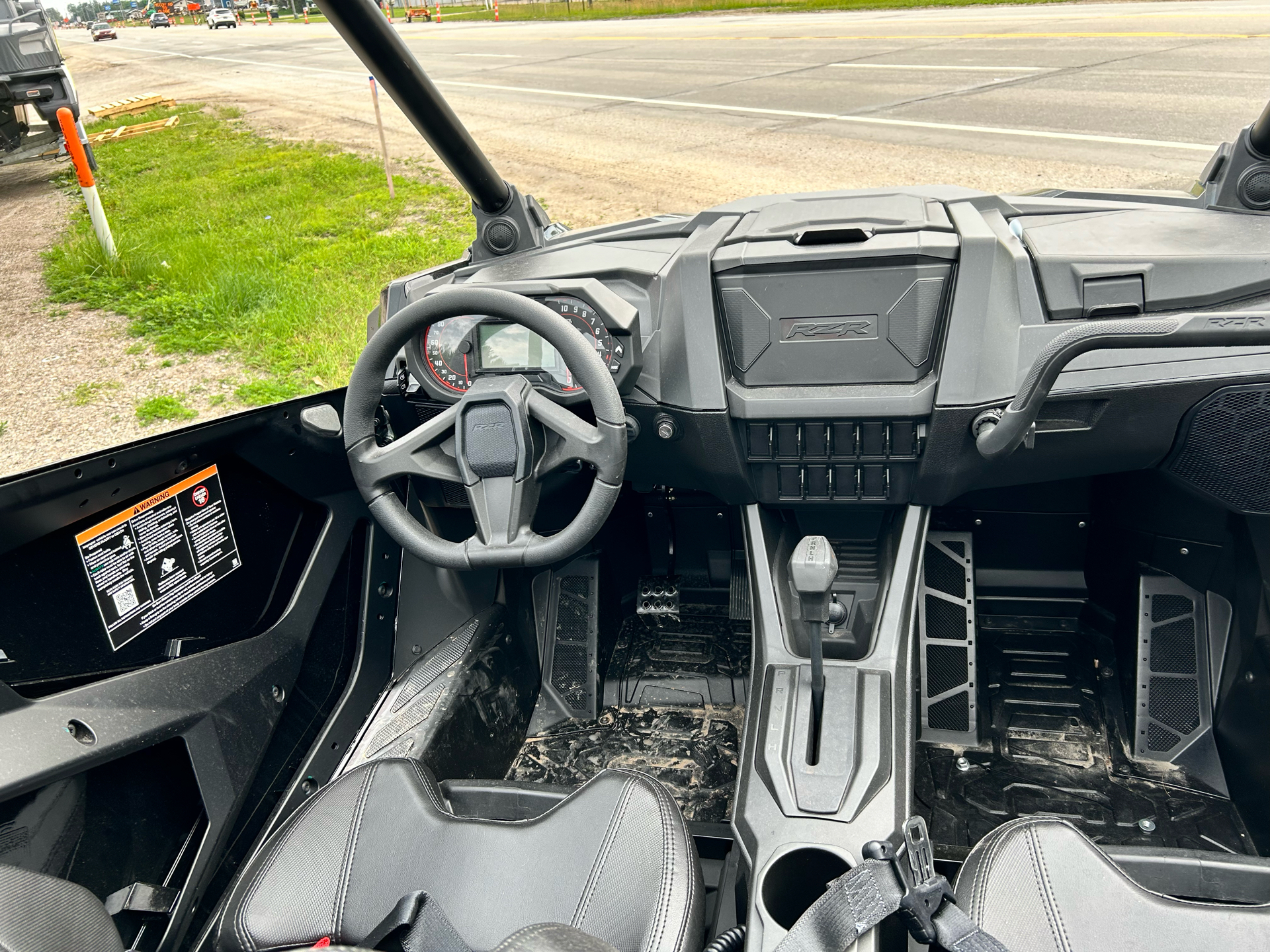 2024 Polaris RZR Turbo R 4 Sport in Gaylord, Michigan - Photo 5