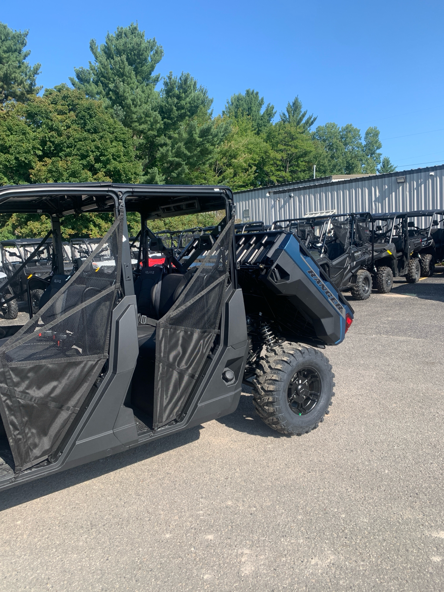 2025 Polaris Ranger Crew XP 1000 Premium in Gaylord, Michigan - Photo 6