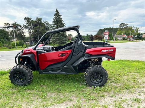 2024 Can-Am Commander XT 700 in Gaylord, Michigan - Photo 3