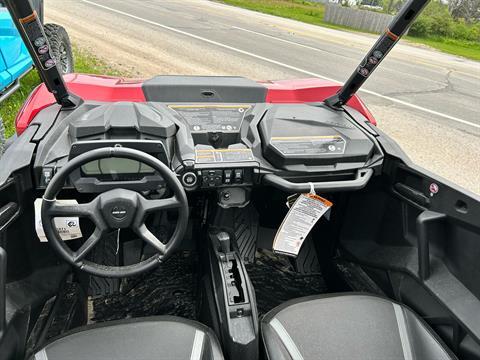 2024 Can-Am Commander XT 700 in Gaylord, Michigan - Photo 5