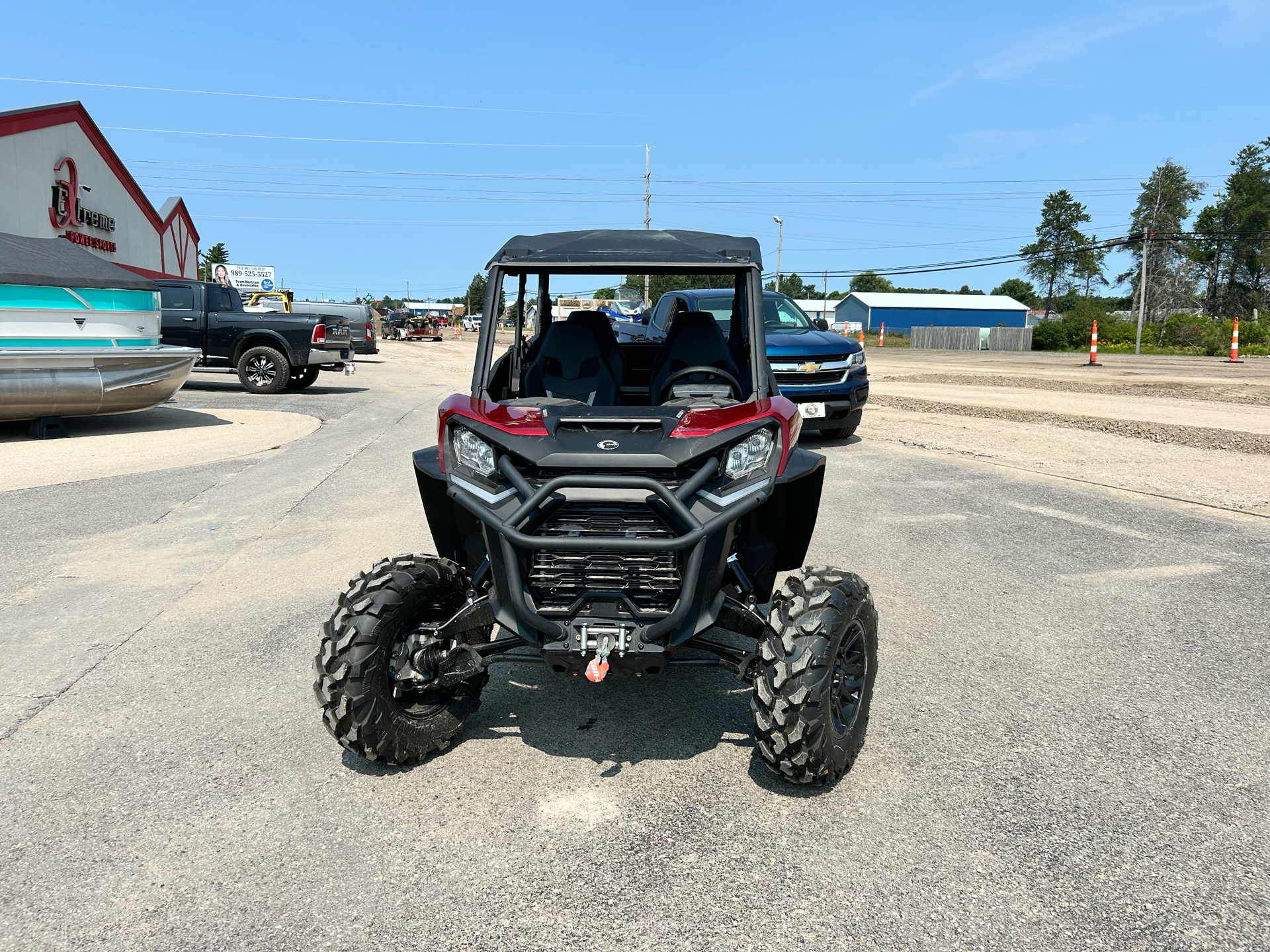 2024 Can-Am Commander MAX XT 1000R in Gaylord, Michigan - Photo 2