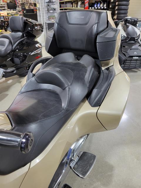 2017 Can-Am Spyder RT Limited in Gaylord, Michigan - Photo 6