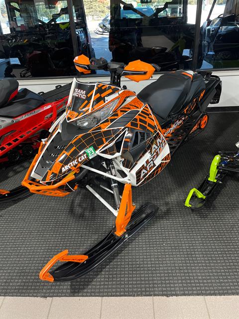 2015 Arctic Cat XF 9000 137" Sno Pro Limited ES in Gaylord, Michigan - Photo 2