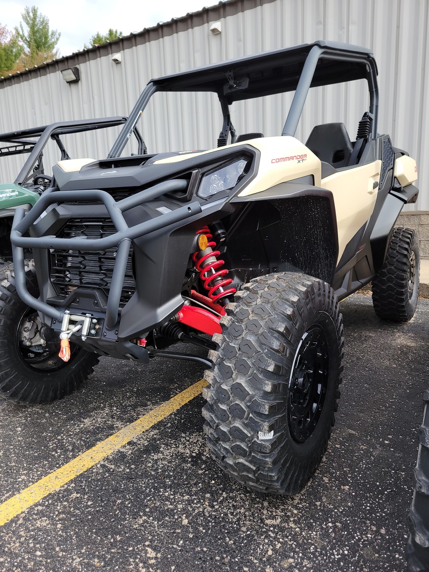 2024 Can-Am Commander XT-P 1000R in Gaylord, Michigan - Photo 2