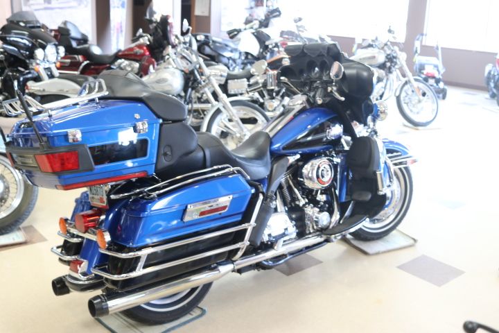 2008 Harley-Davidson Ultra Classic® Electra Glide® in Pierre, South Dakota - Photo 2