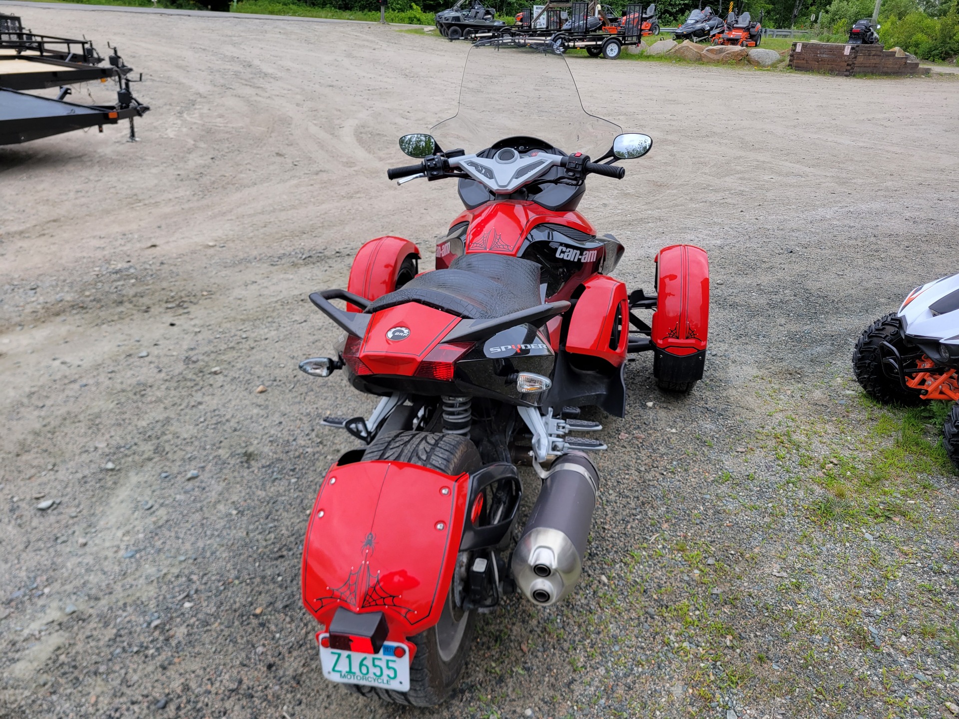 2009 Can-Am Spyder™ GS Roadster with SM5 Transmission (manual) in Berlin, New Hampshire - Photo 3