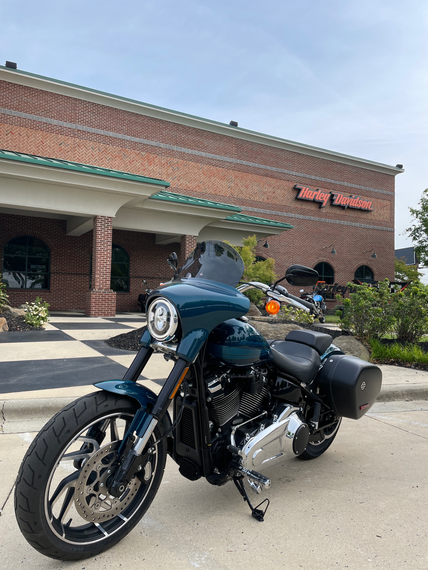 2020 Harley-Davidson Sport Glide® in Burlington, North Carolina - Photo 2
