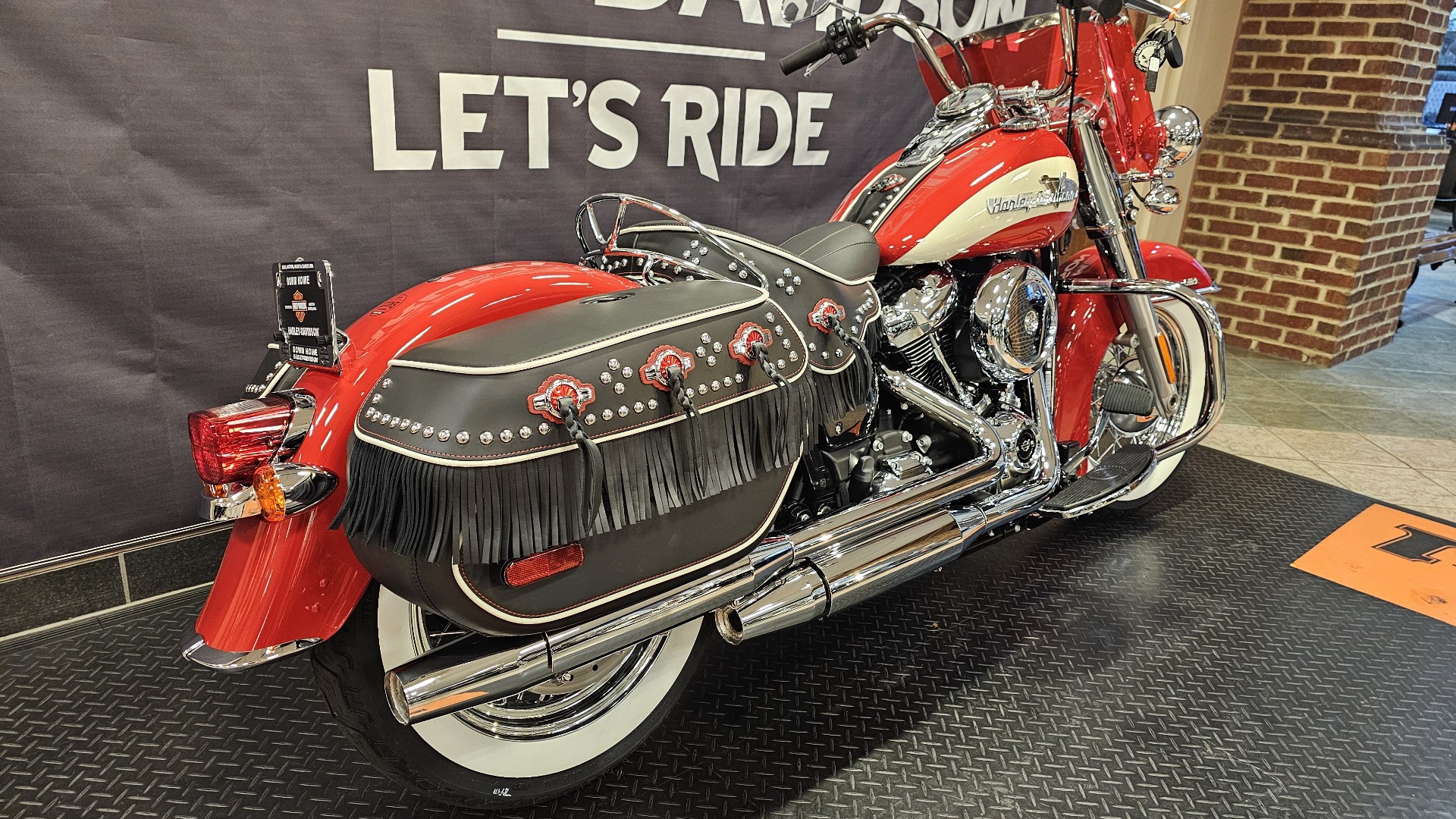 2024 Harley-Davidson Hydra-Glide Revival in Burlington, North Carolina - Photo 6