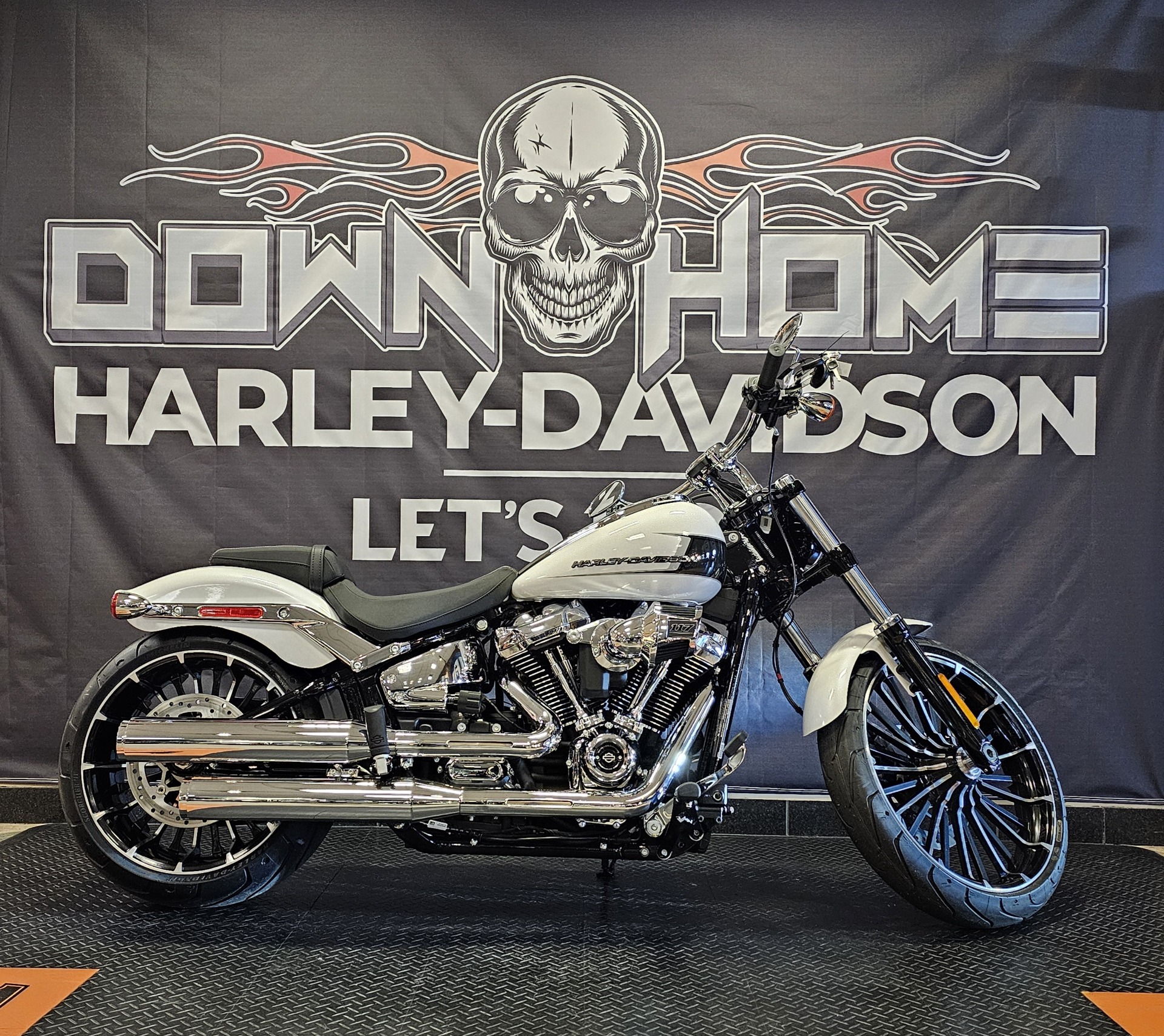 2024 Harley-Davidson Breakout® in Burlington, North Carolina - Photo 2