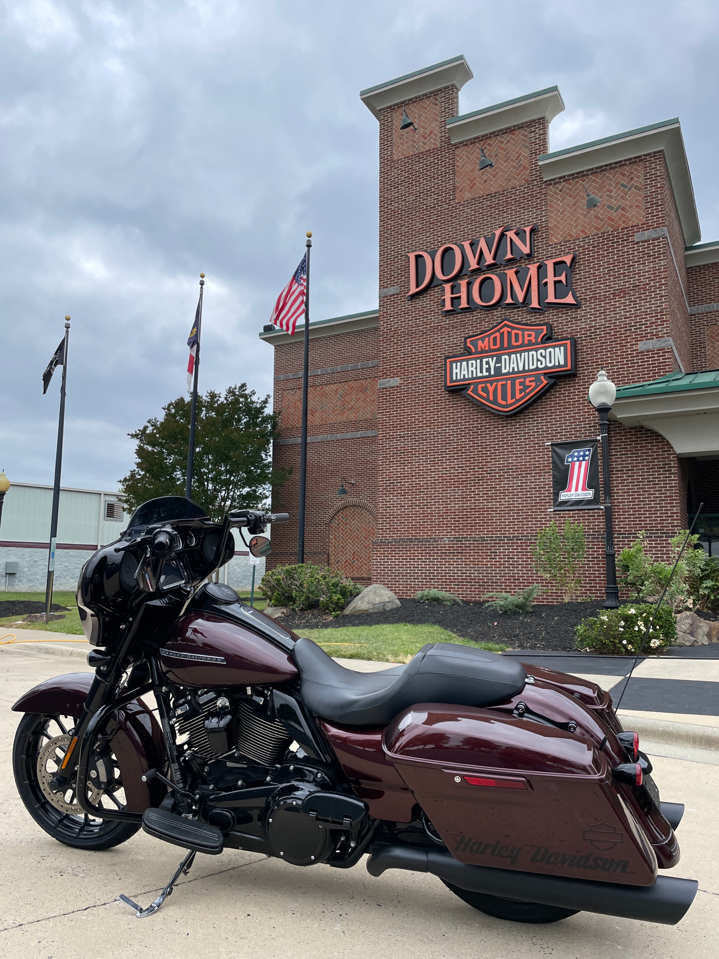 2018 Harley-Davidson Street Glide® Special in Burlington, North Carolina - Photo 1