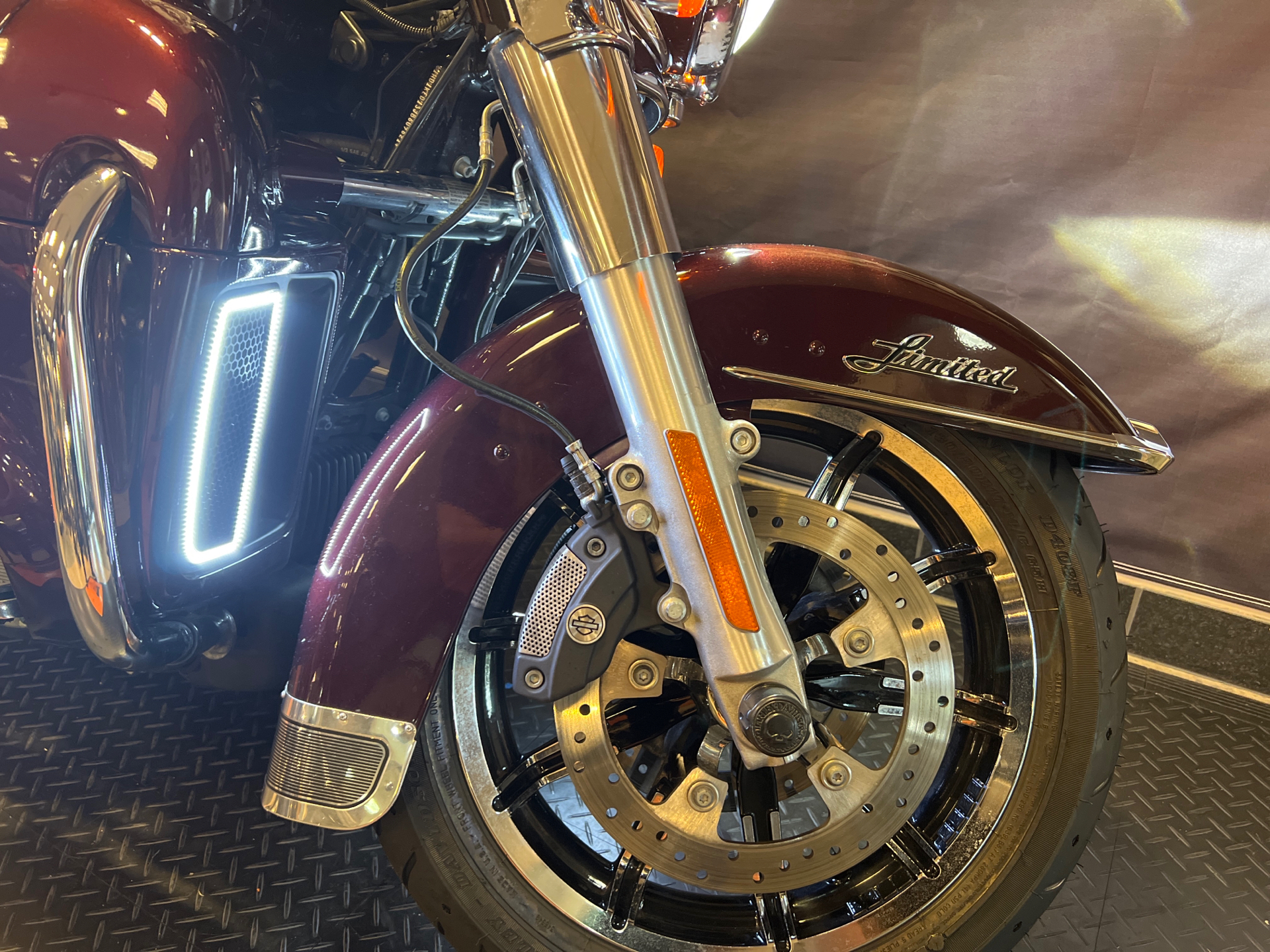 2018 Harley-Davidson Ultra Limited in Burlington, North Carolina - Photo 5