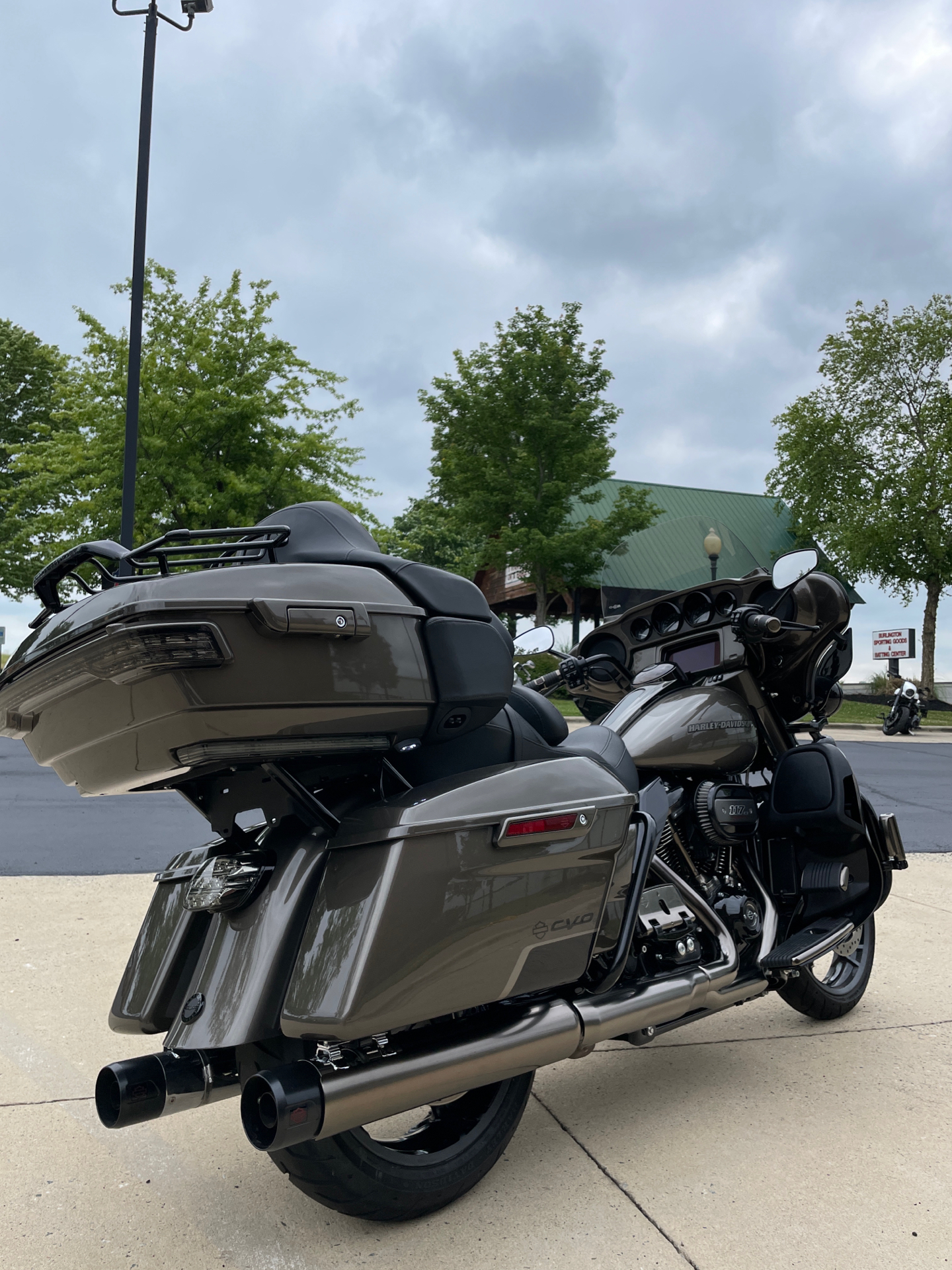 2021 Harley-Davidson CVO™ Limited in Burlington, North Carolina - Photo 4