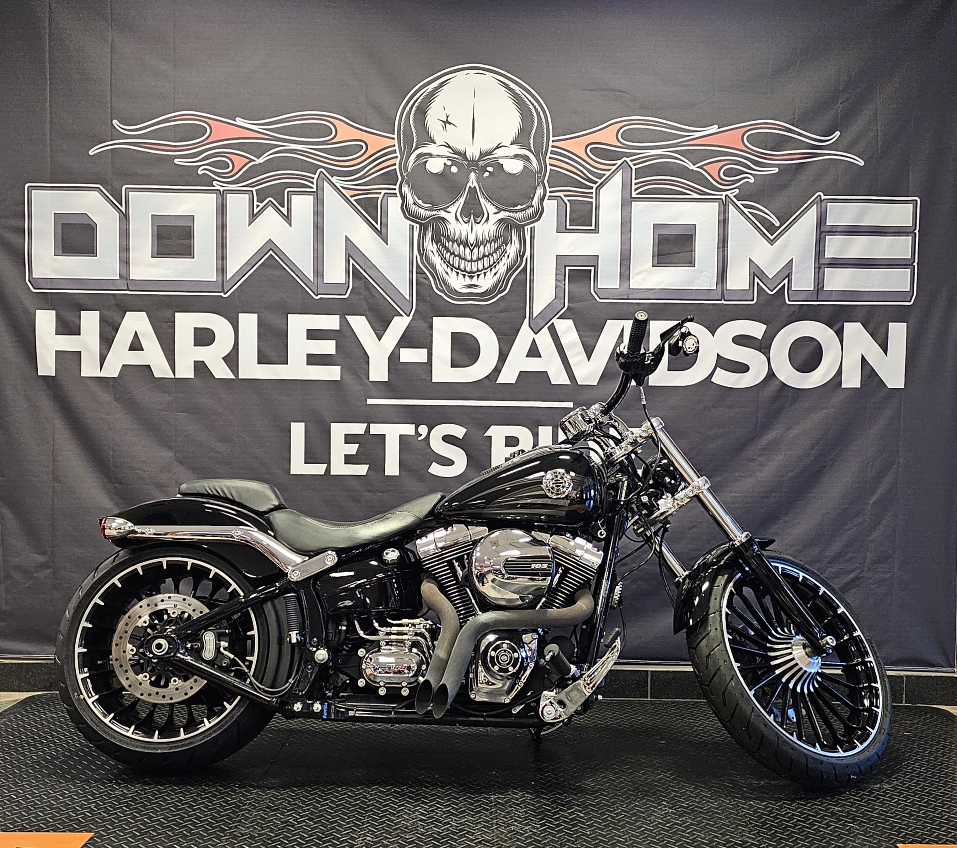 2017 Harley-Davidson Breakout® in Burlington, North Carolina - Photo 2