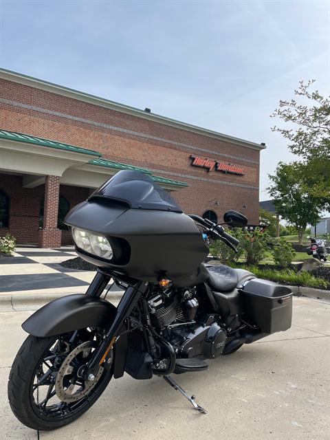 2021 Harley-Davidson Road Glide® Special in Burlington, North Carolina - Photo 2