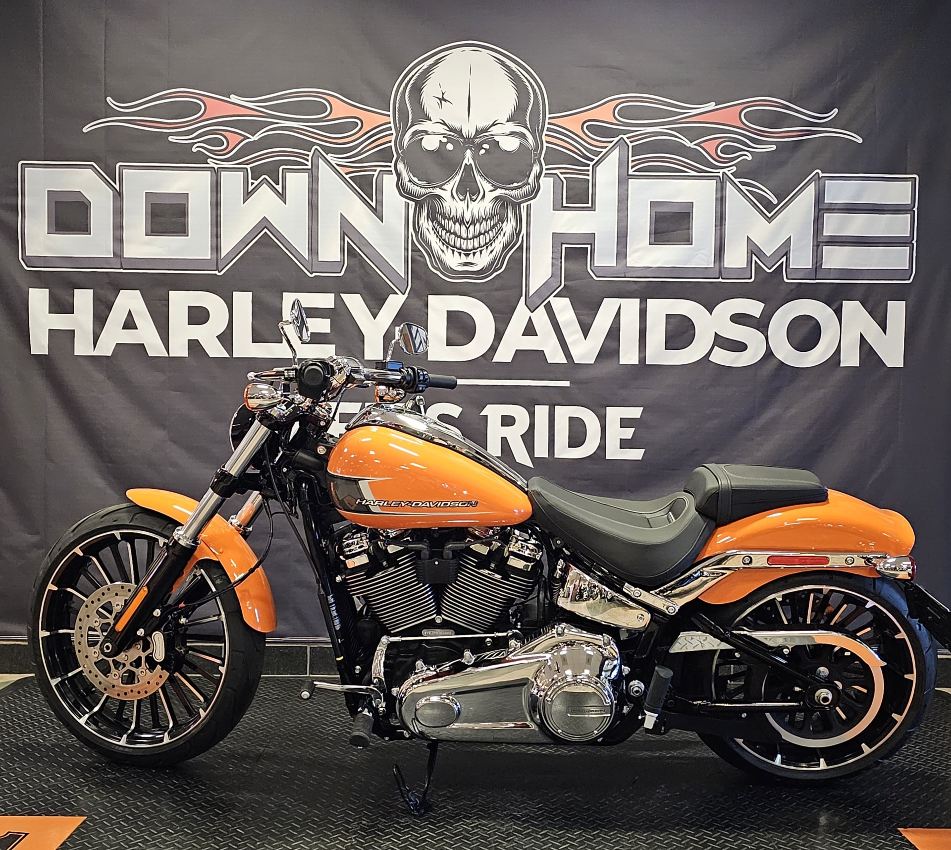 2023 Harley-Davidson Breakout® in Burlington, North Carolina - Photo 2