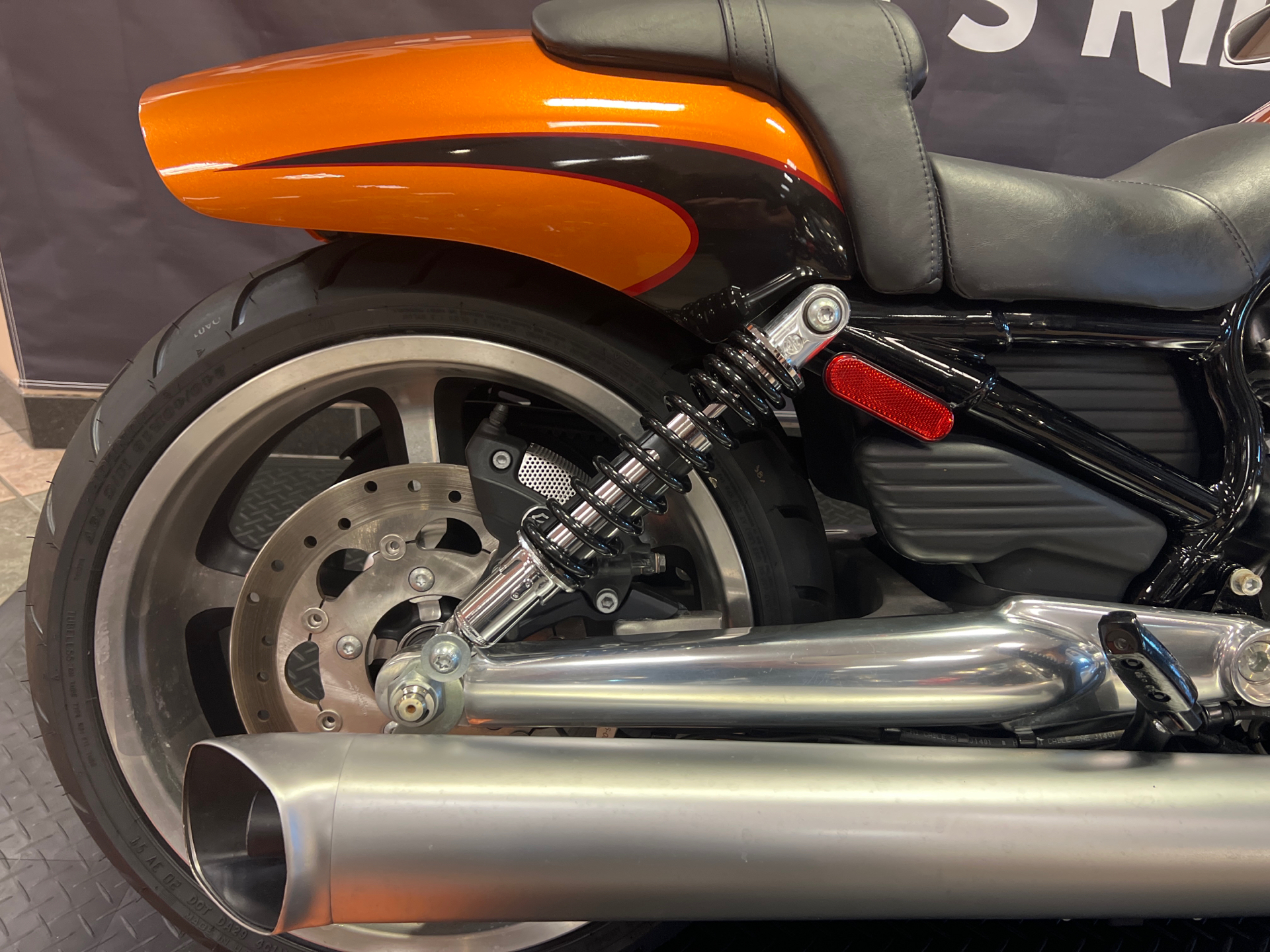 2014 Harley-Davidson V-Rod Muscle® in Burlington, North Carolina - Photo 4