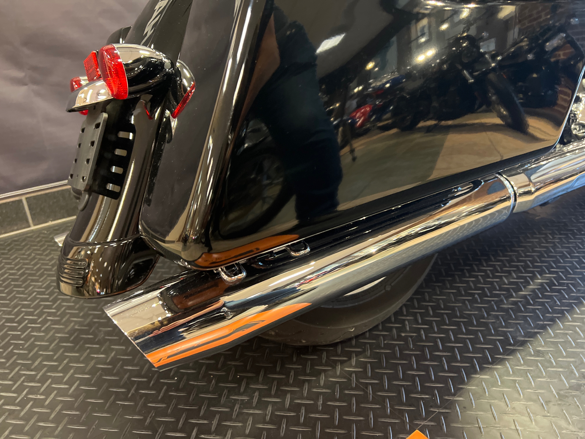 2019 Harley-Davidson Street Glide® in Burlington, North Carolina - Photo 4