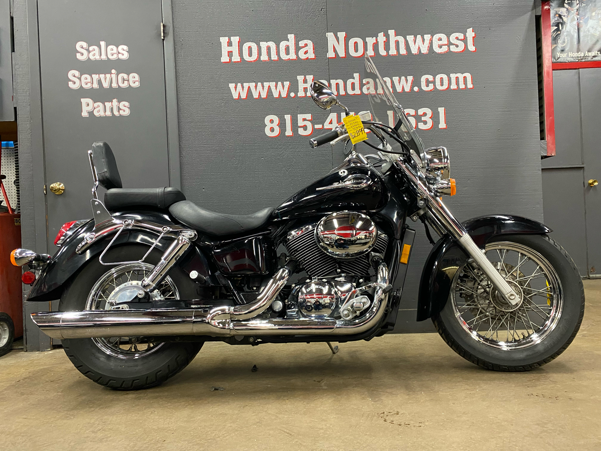 2001 Honda Shadow Ace 750 Deluxe in Crystal Lake, Illinois - Photo 1