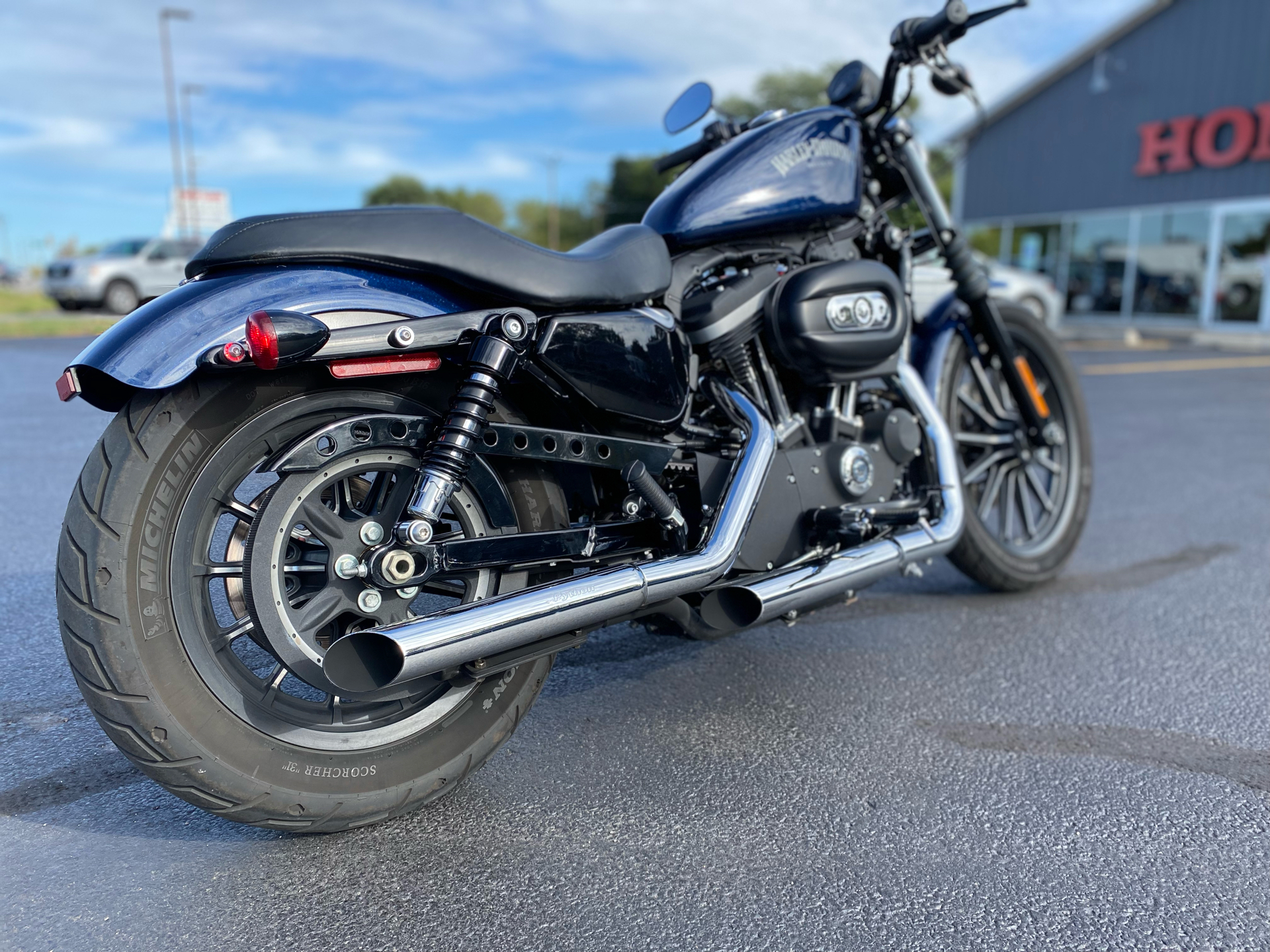 2012 Harley-Davidson Sportster® Iron 883™ in Crystal Lake, Illinois - Photo 5