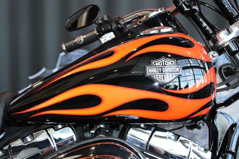 2012 Harley-Davidson Dyna® Wide Glide® in Shorewood, Illinois - Photo 6