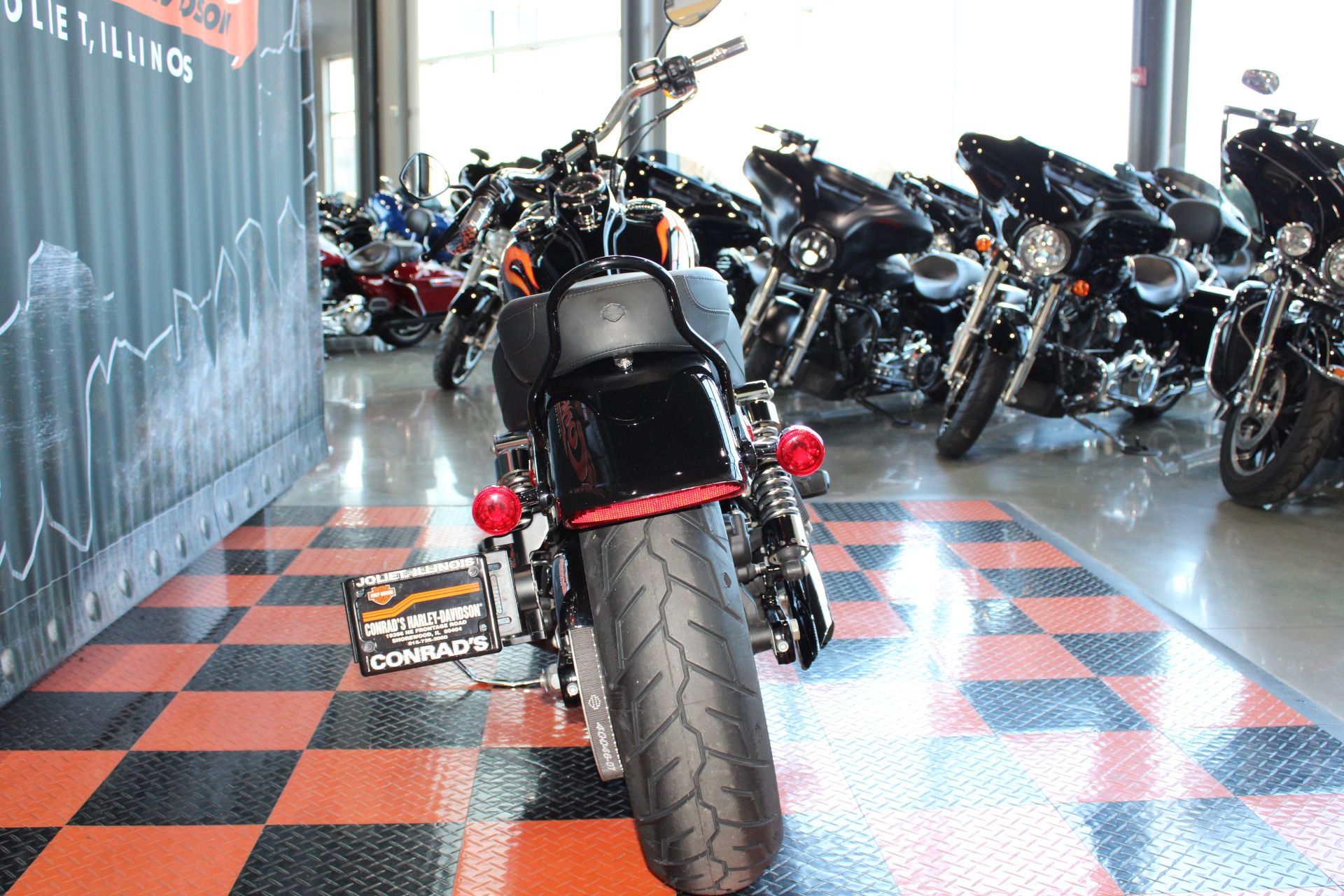 2012 Harley-Davidson Dyna® Wide Glide® in Shorewood, Illinois - Photo 17