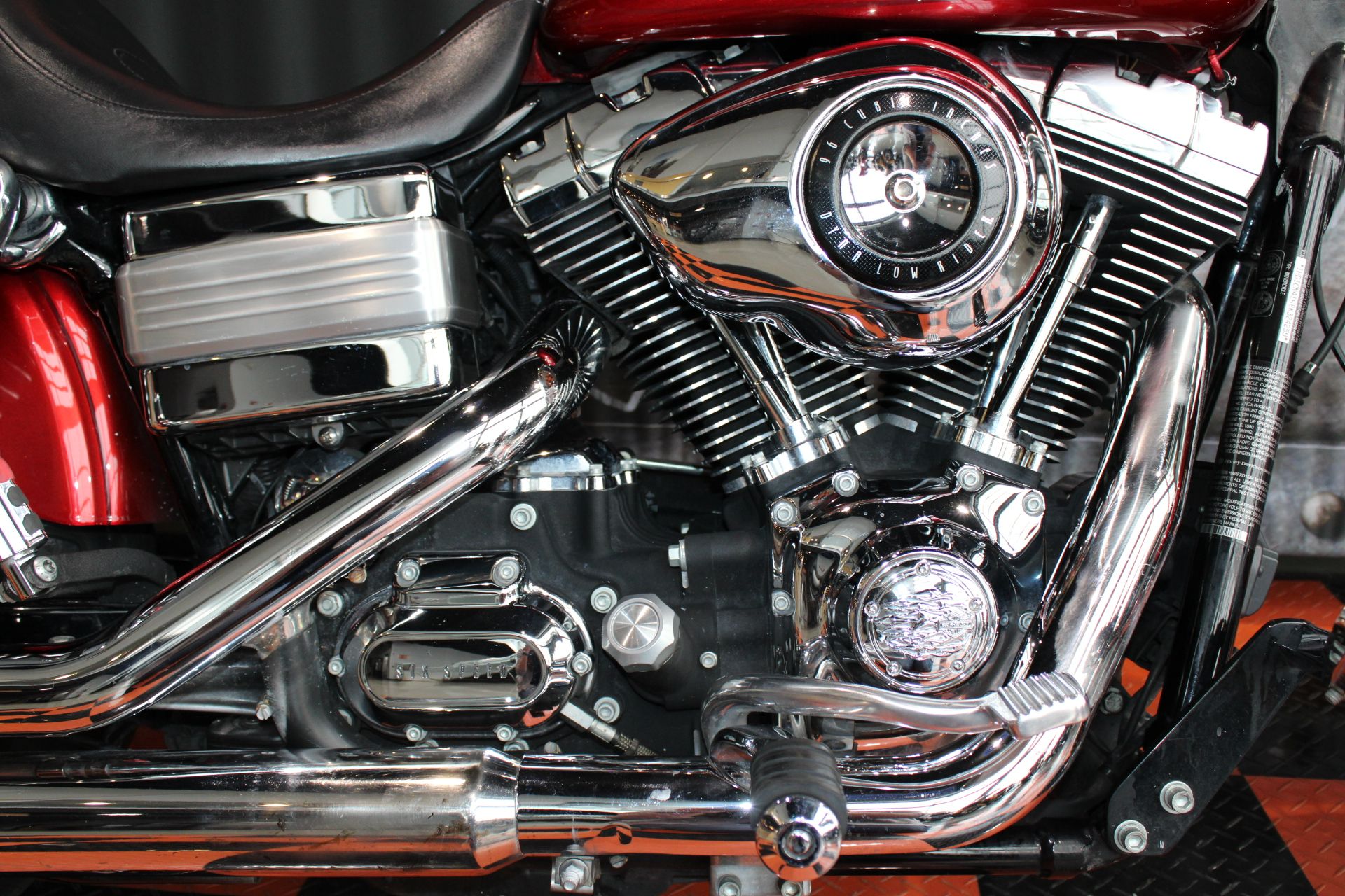 2008 Harley-Davidson Dyna® Low Rider® in Shorewood, Illinois - Photo 6