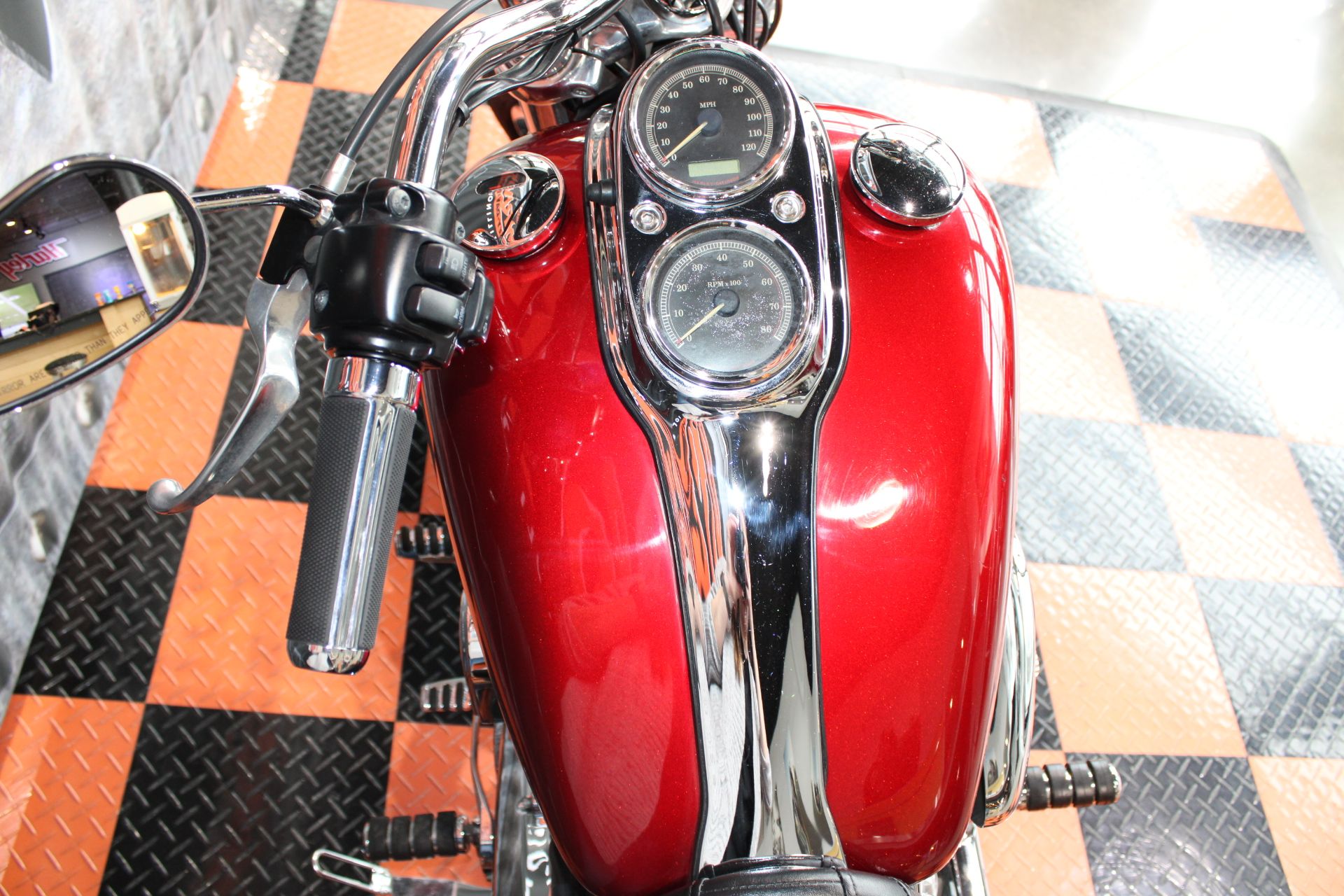 2008 Harley-Davidson Dyna® Low Rider® in Shorewood, Illinois - Photo 12