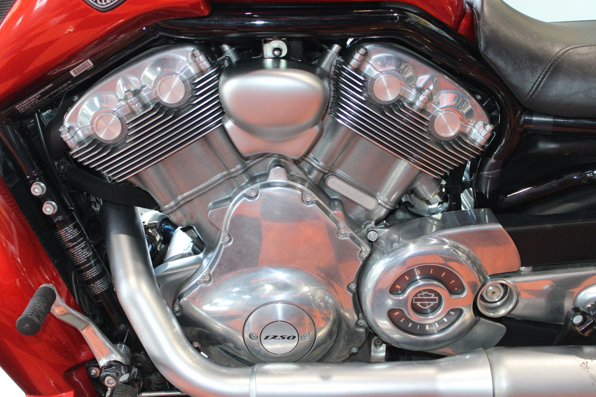 2013 Harley-Davidson V-Rod Muscle® in Shorewood, Illinois - Photo 13