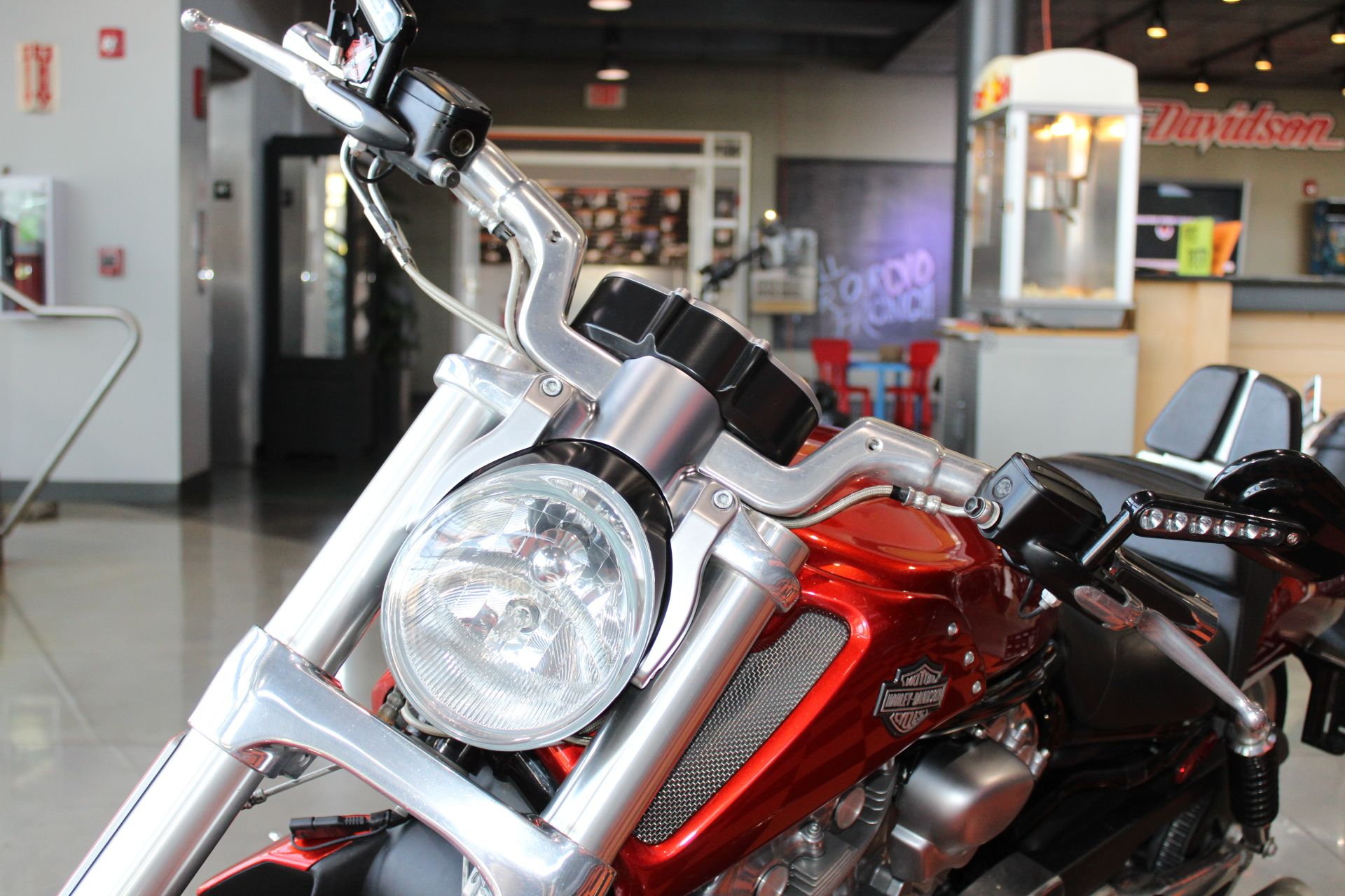 2013 Harley-Davidson V-Rod Muscle® in Shorewood, Illinois - Photo 16