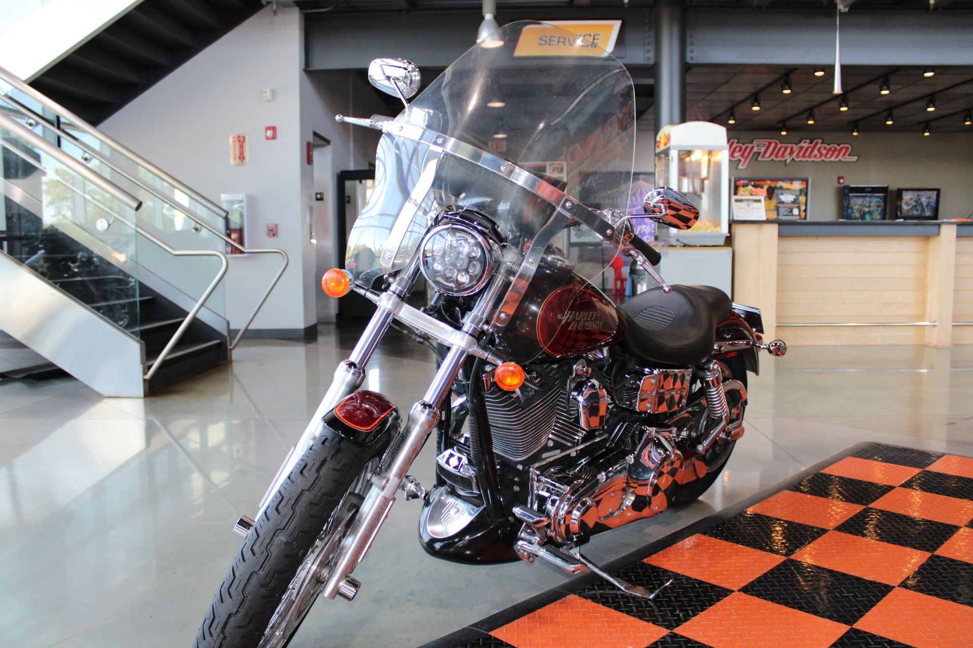 2005 Harley-Davidson FXDL/FXDLI Dyna Low Rider® in Shorewood, Illinois - Photo 21