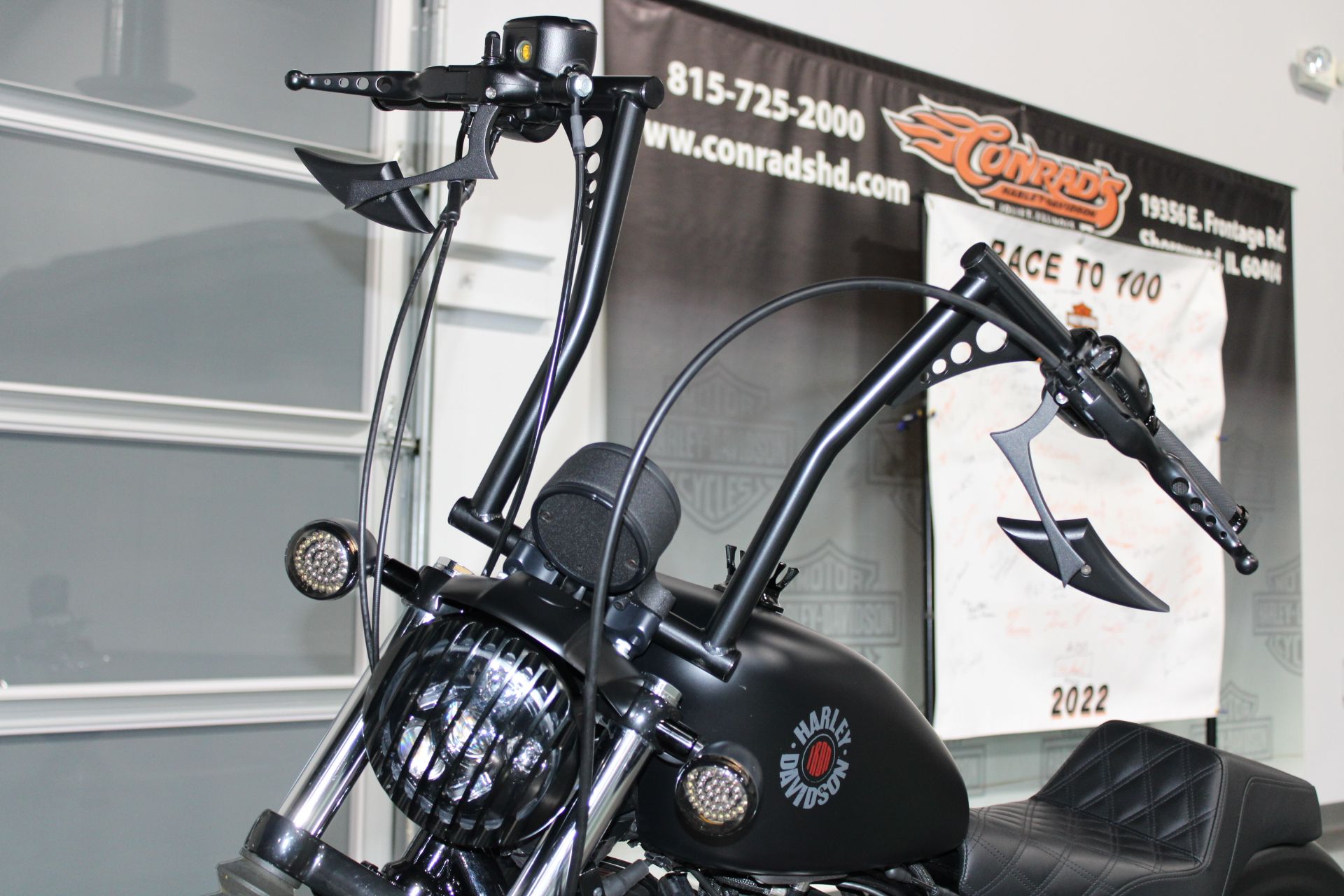 2019 Harley-Davidson Iron 883™ in Shorewood, Illinois - Photo 16