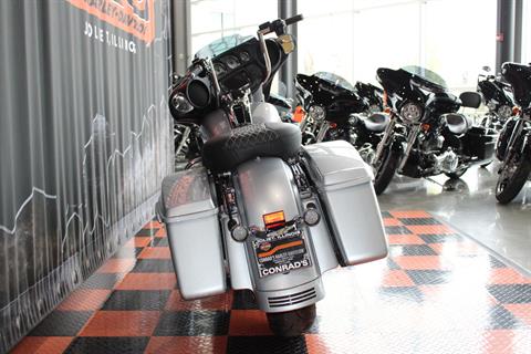 2014 Harley-Davidson Street Glide® in Shorewood, Illinois - Photo 17