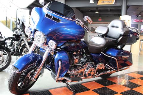 2017 Harley-Davidson Ultra Limited in Shorewood, Illinois - Photo 26