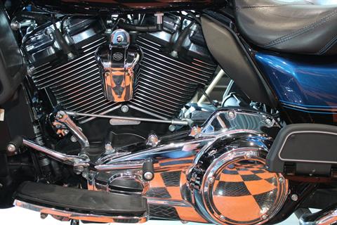 2018 Harley-Davidson 115th Anniversary Ultra Limited in Shorewood, Illinois - Photo 24
